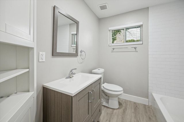 2207 Mimosa Drive 3, Houston, TX 77019