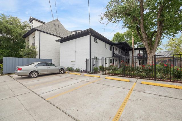 2207 Mimosa Drive 3, Houston, TX 77019