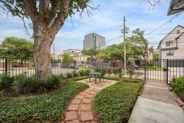 2207 Mimosa Drive 3, Houston, TX 77019