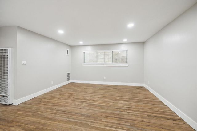 2207 Mimosa Drive 3, Houston, TX 77019