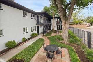 2207 Mimosa Drive 3, Houston, TX 77019