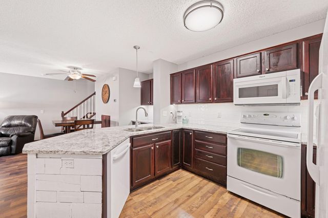 6225 Maclynn Avenue NE, Otsego, MN 55301