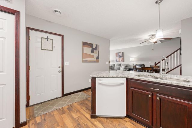 6225 Maclynn Avenue NE, Otsego, MN 55301