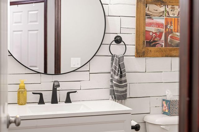 6225 Maclynn Avenue NE, Otsego, MN 55301