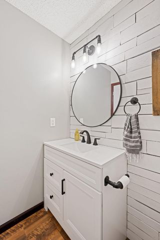 6225 Maclynn Avenue NE, Otsego, MN 55301