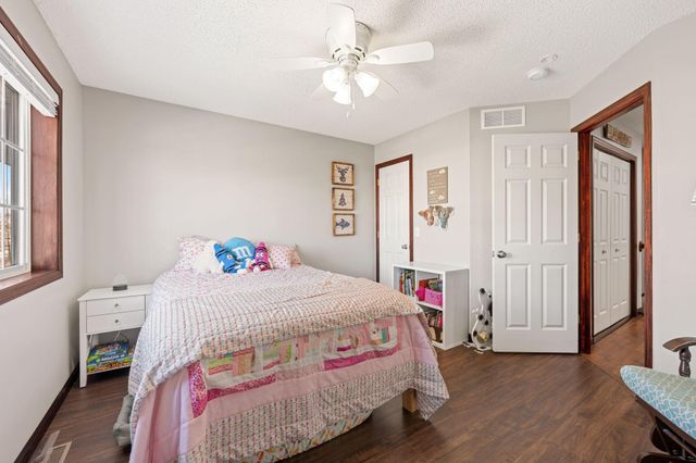 6225 Maclynn Avenue NE, Otsego, MN 55301