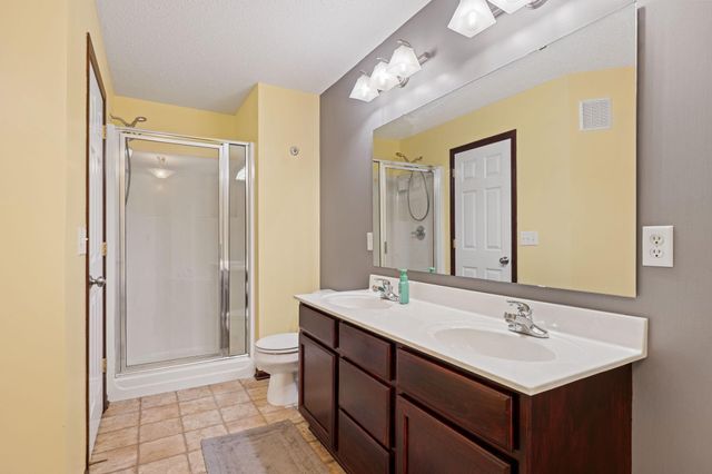 6225 Maclynn Avenue NE, Otsego, MN 55301