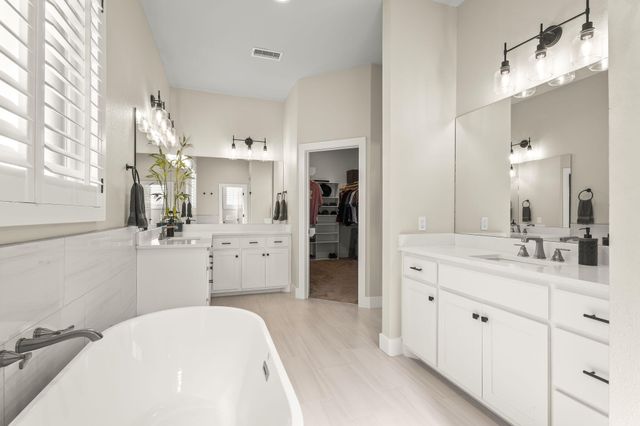 1111 Cooper Drive, New Home, TX 79383