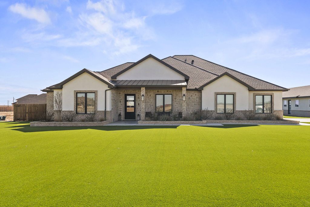 1111 Cooper Drive, New Home, TX 79383