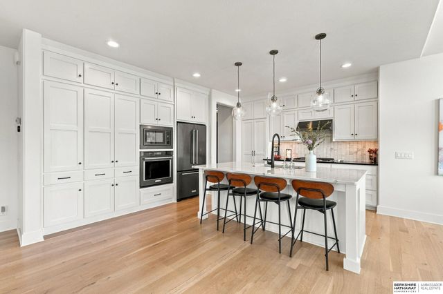 3965 George B Lake Parkway, Elkhorn, NE 68022