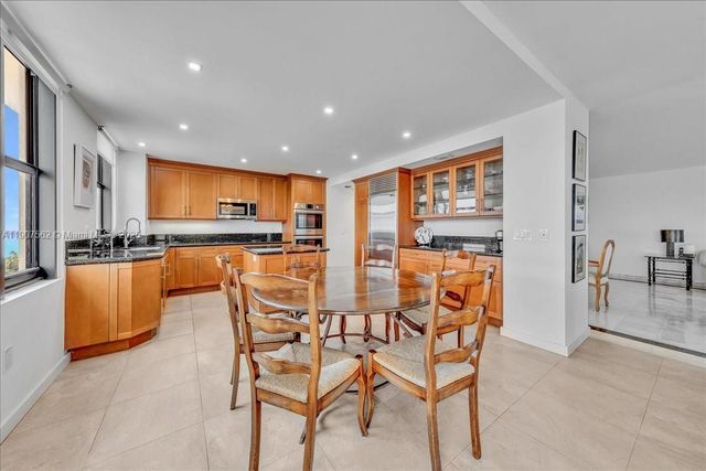 9801 Collins Ave 14Y, Bal Harbour, FL 33154