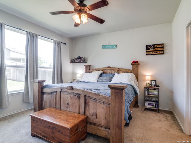 6623 Bowie, Schertz, TX 78108