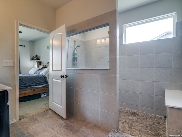 6623 Bowie, Schertz, TX 78108