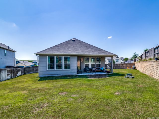 6623 Bowie, Schertz, TX 78108