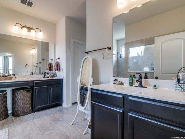 6623 Bowie, Schertz, TX 78108