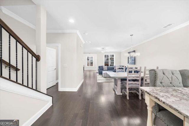 1097 Township Square, Alpharetta, GA 30022