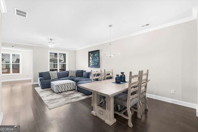 1097 Township Square, Alpharetta, GA 30022