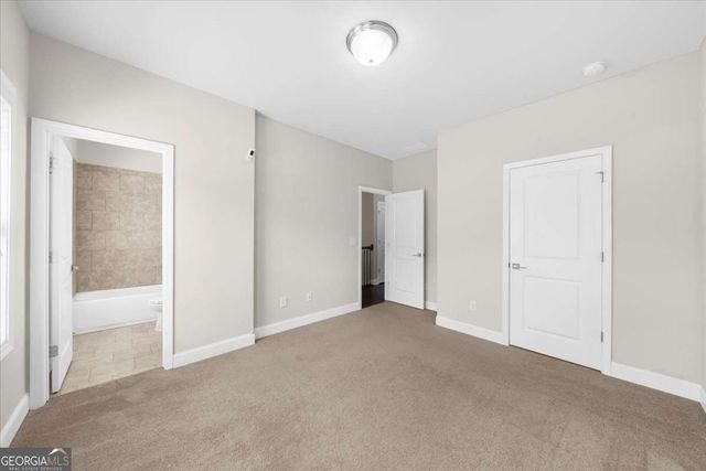1097 Township Square, Alpharetta, GA 30022