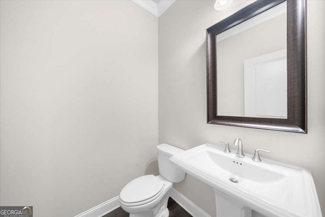 1097 Township Square, Alpharetta, GA 30022