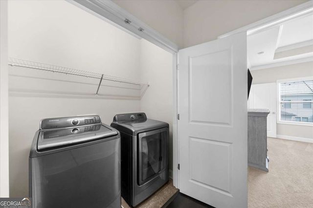 1097 Township Square, Alpharetta, GA 30022
