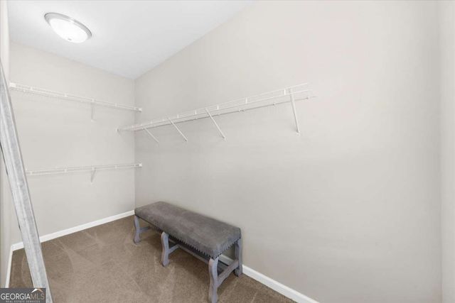 1097 Township Square, Alpharetta, GA 30022