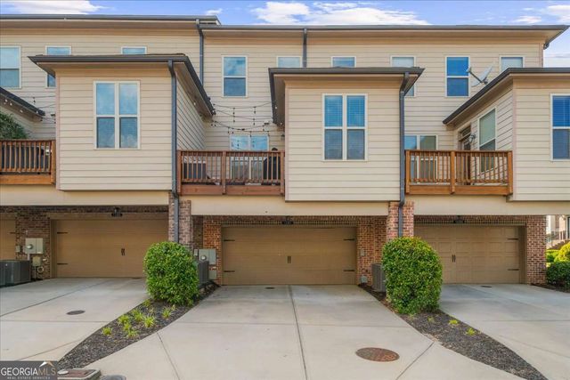 1097 Township Square, Alpharetta, GA 30022
