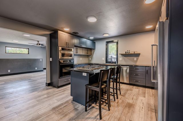1328 18th Avenue S, Moorhead, MN 56560