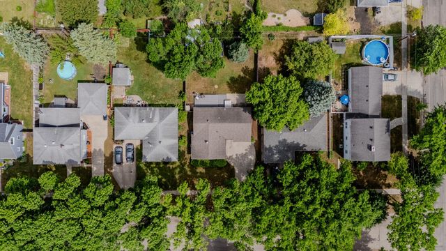 1328 18th Avenue S, Moorhead, MN 56560