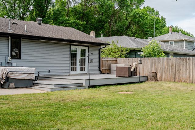 1328 18th Avenue S, Moorhead, MN 56560