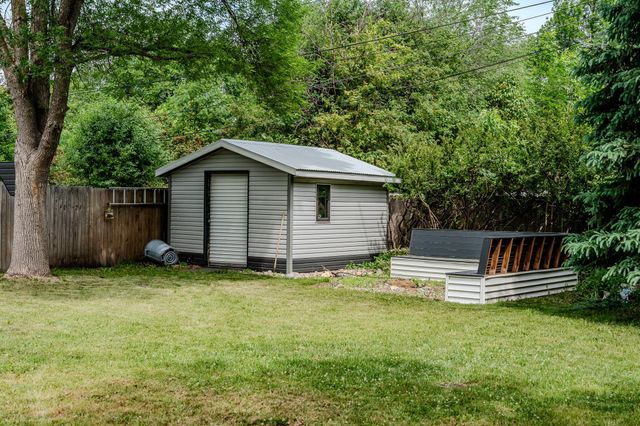 1328 18th Avenue S, Moorhead, MN 56560