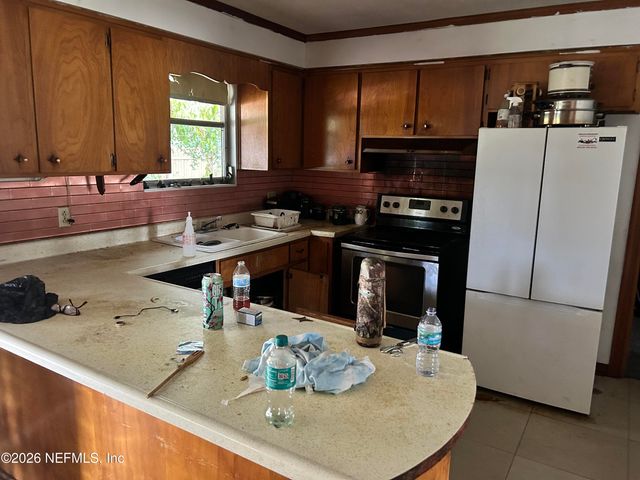 5820 PORSCHE Road, Jacksonville, FL 32244