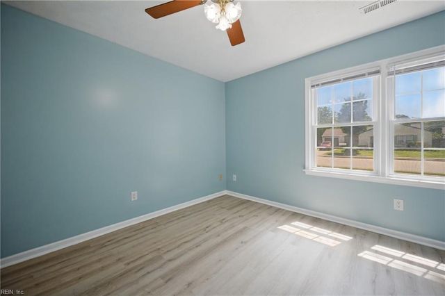 48 Sandy Lake DR, Hampton, VA 23666