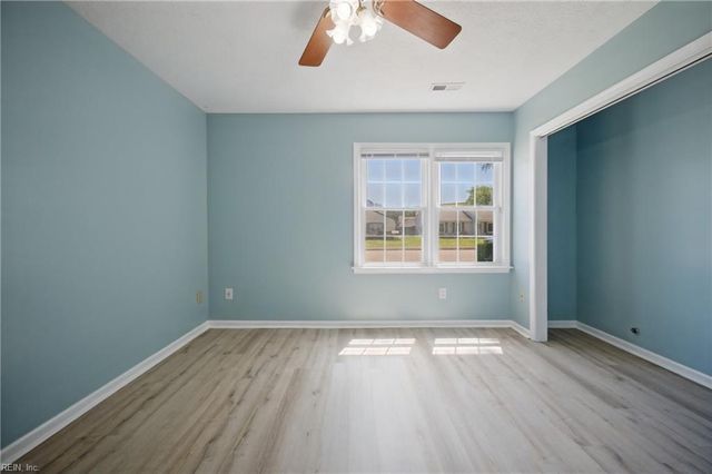 48 Sandy Lake DR, Hampton, VA 23666