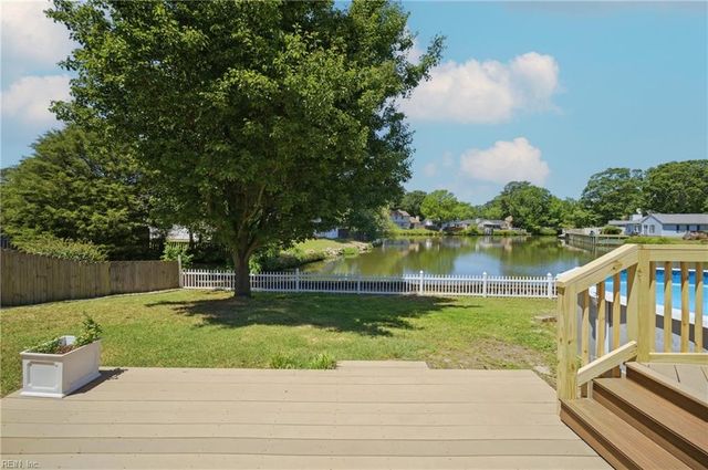 48 Sandy Lake DR, Hampton, VA 23666