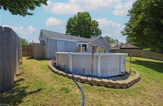 48 Sandy Lake DR, Hampton, VA 23666