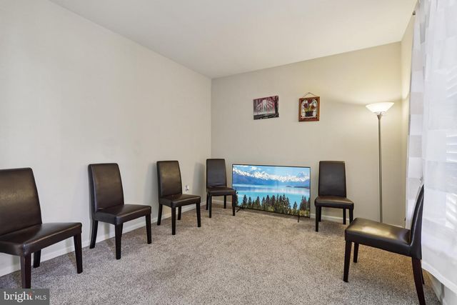 9 GOVERNOR FORT BLVD, Pemberton, NJ 08068