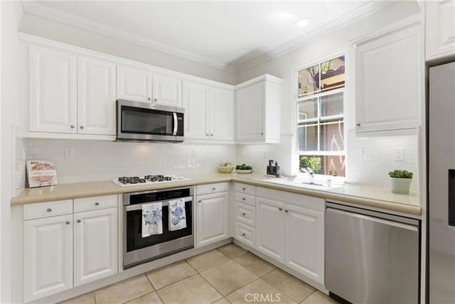 58 Clouds View, Irvine, CA 92806