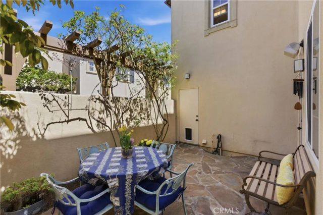 58 Clouds View, Irvine, CA 92806