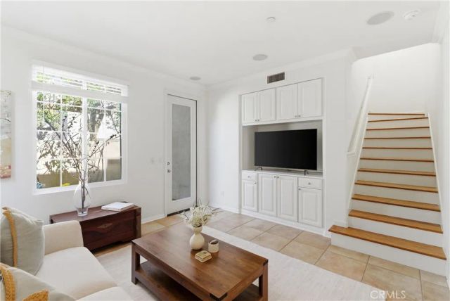 58 Clouds View, Irvine, CA 92806