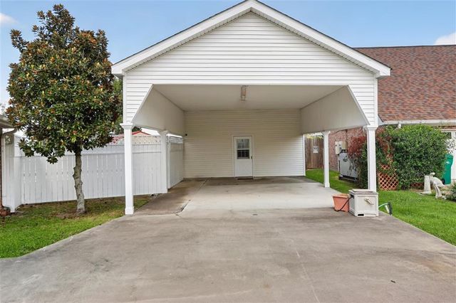 2042 Louise St Street, Sulphur, LA 70663