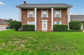 2042 Louise St Street, Sulphur, LA 70663