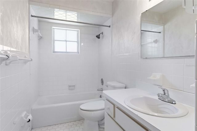 4921 DETER ROAD, Lakeland, FL 33813