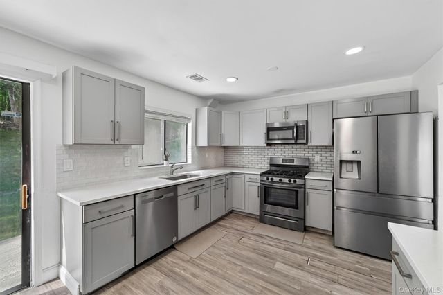 202 Concord Lane, Middletown, NY 10940