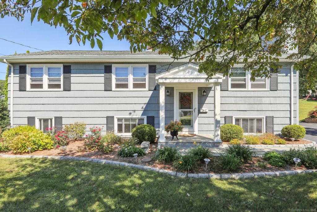 31 Caldwell Drive, New Milford, CT 06776