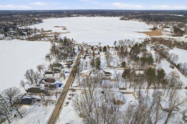 4531 Clifford Road, Genoa Township, MI 48116