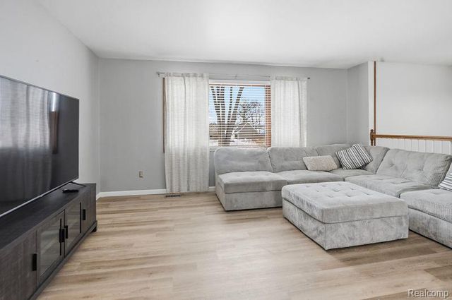 4531 Clifford Road, Genoa Township, MI 48116