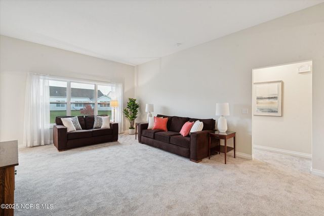 10919 S Lakes Drive, Perrysburg, OH 43551