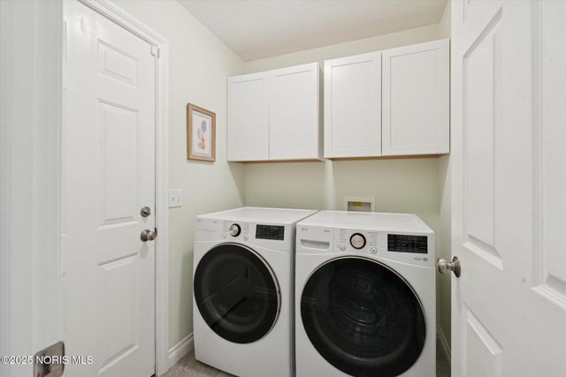 10919 S Lakes Drive, Perrysburg, OH 43551