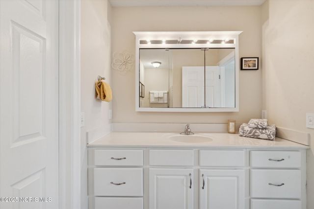 10919 S Lakes Drive, Perrysburg, OH 43551