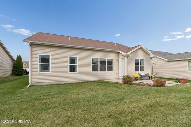 10919 S Lakes Drive, Perrysburg, OH 43551